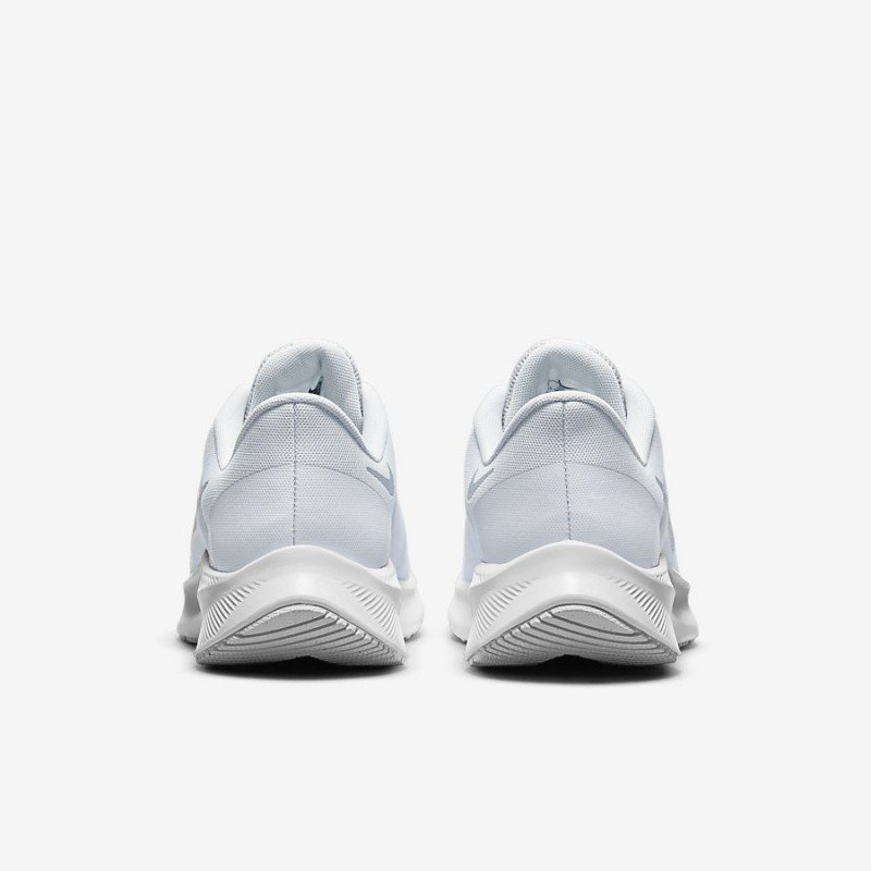 Giày Nike Quest 4 Nữ - Trắng Giày Nike Quest 4 Nữ - Trắng
