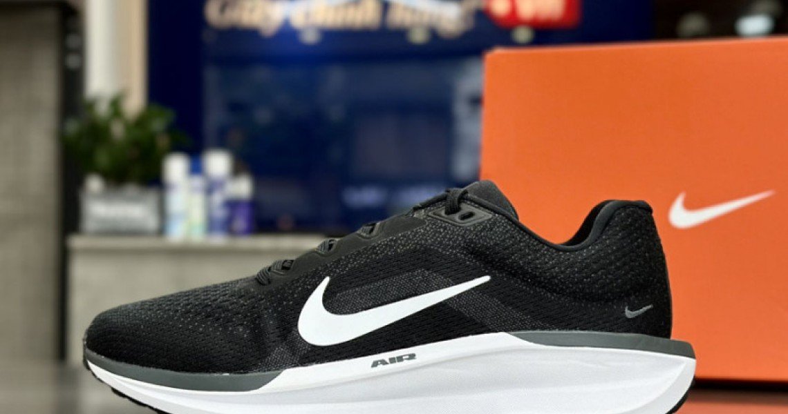 Vì Sao Nike Winflo 11 Vẫn Hot Hòn Họt? Giải Mã Sức Hút Không Hề Hạ Nhiệt