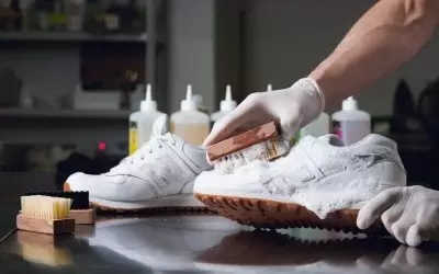 Cách Bảo Quản Giày Đúng Cách: Bí Quyết Để Giày Luôn Mới Và Bền Đẹp Theo Năm Tháng