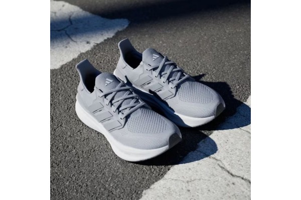 Review Chi Tiết Adidas Ultraboost 5: 