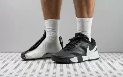 Mua Giày Pickleball Chuẩn Hay Dùng Tạm Giày Running? Phân Tích Toàn Diện Từ Chuyên Gia Và Cẩm Nang Lựa Chọn Thông Minh