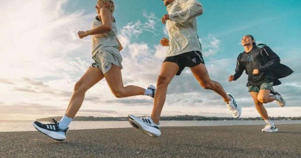 Xu Hướng Chạy Bộ Lan Tỏa Mạnh Mẽ Trong Nửa Cuối Năm 2025