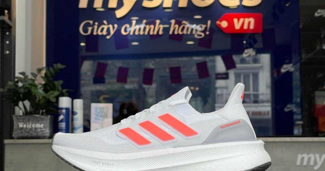 Giày Adidas chạy bộ chính hãng mới nhất 2025 Giày Adidas chạy bộ chính hãng mới nhất 2025