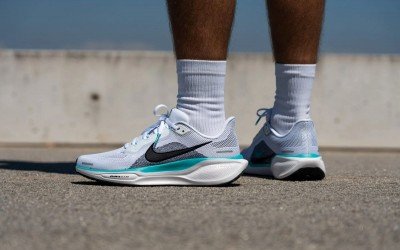 So Sánh Giày Pickleball Và Giày Chạy Bộ Chính Hãng