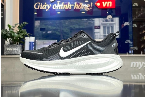 Top 5 mẫu giày Nike chạy bộ đường dài tốt nhất 2025