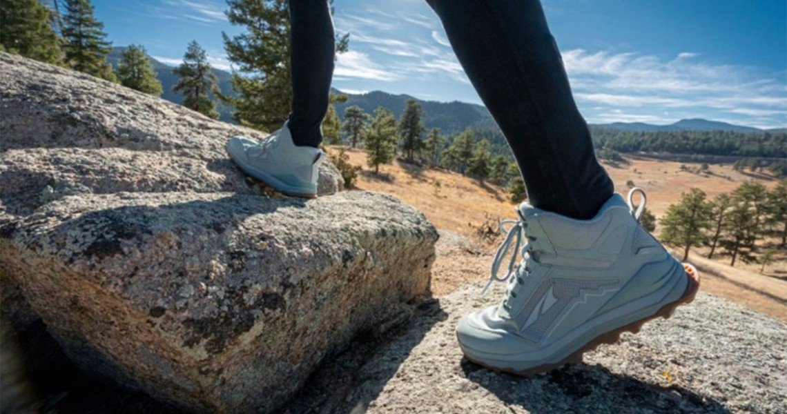 Từ A-Z Cách Chọn Giày Leo Núi Cho Người Mới Bắt Đầu Từ A-Z Cách Chọn Giày Leo Núi Cho Người Mới Bắt Đầu