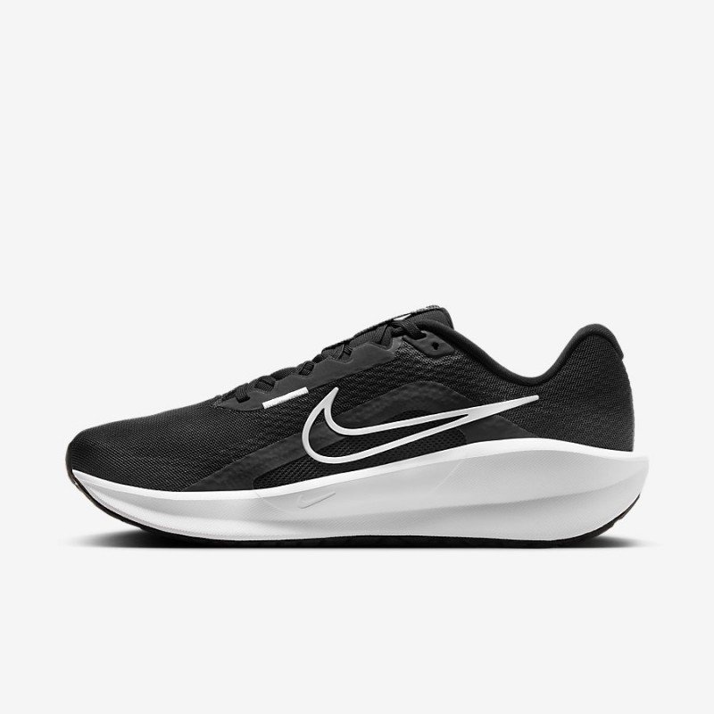 Giày Nike DownShifter 13 Nam - Đen Trắng Giày Nike DownShifter 13 Nam - Đen Trắng