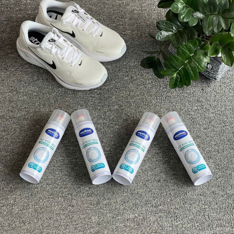 Xịt Khử Mùi Giày Cao Cấp Myshoes 300ml